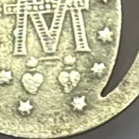 VTG Miraculous Medal Pendant Cutout Open Frame Catholic Holy Mother Religious - Picture 5 of 9